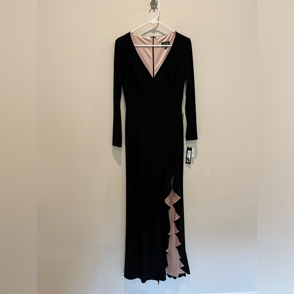 Xscape Evenings V-Neck Long Sleeve Gown - Picture 5 of 10